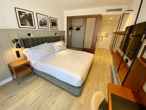 Via Sants Hotel Barcelona, Tapestry Collection by Hilton, Room