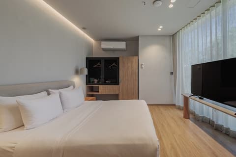 Seissta Medellin, Room