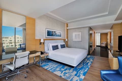 Marriott Resort Palm Jumeirah, Dubai, Room