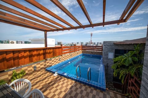 White Beach Holiday, Terrace/patio