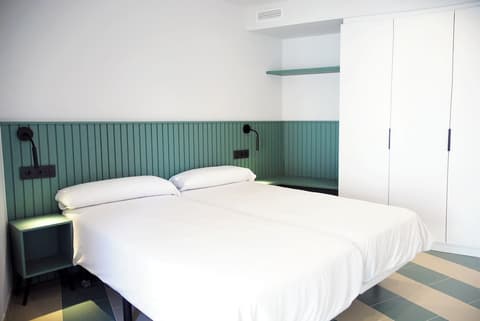 SUNWAY ATLANTA, Room