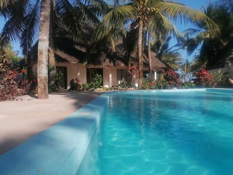 Maua beach lodge, Room