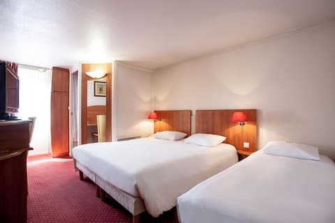 HOTEL INN DESIGN MACON NORD - ex kyriad, Room
