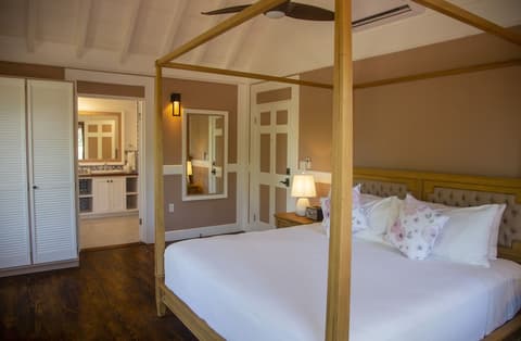 Weatherills Hotel, Room