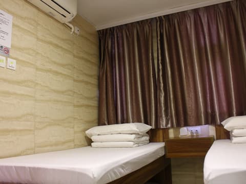 Kong Hing Guest House, Room