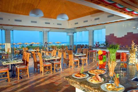 Tropitel Sahl Hasheesh Resort, Restaurant
