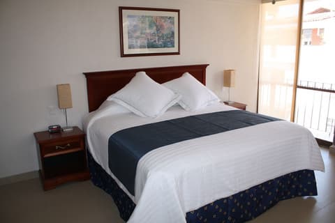 Hotel Porto Allegro - Near Malecon, Room