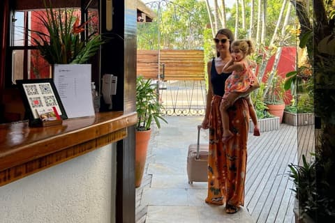 Pousada Villegaignon, Reception