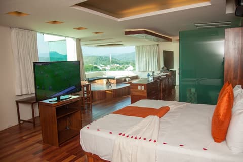 Princess Mayev Hotel, Room