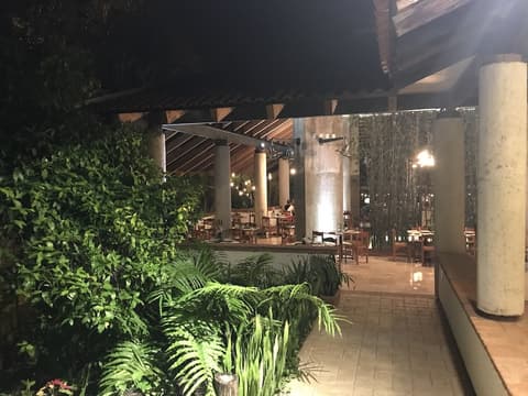 Hotel Ciudad Real Palenque, Restaurant