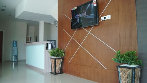 De Mawardah Hotel, Taming Sari Tower Malacca, Reception