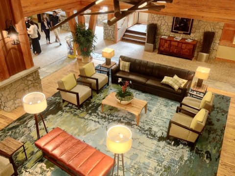 Heavenly Village Condos - Grand Residence, Lobby