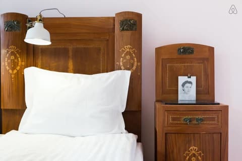 Chopin Boutique, Room