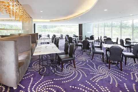 Silka Cheras, Restaurant