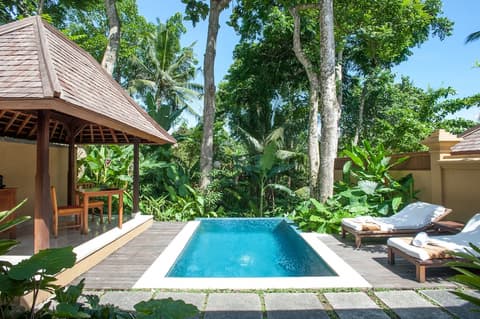 Komaneka at Monkey Forest, In-room dining