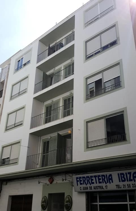 Hostal Juanita, Exterior