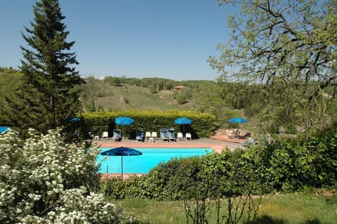 Albergo Il Colombaio, Outdoor pool