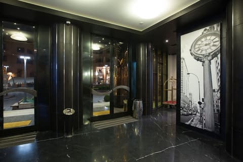 North Avenue by Stellar Hotels, Interior entrance
