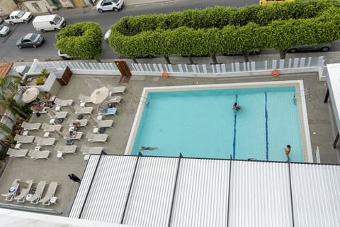 Pefkos Hotel, Outdoor pool