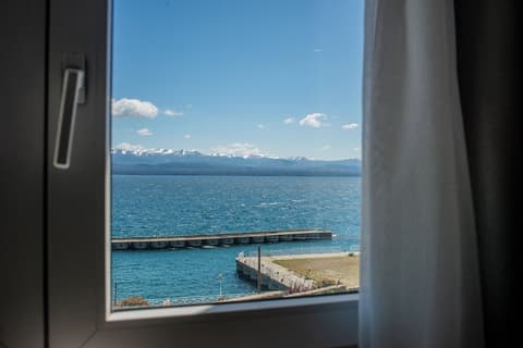 Hotel Tres Reyes Bariloche, View from room