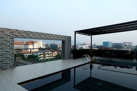 De Chai Oriental Nimman, Outdoor pool