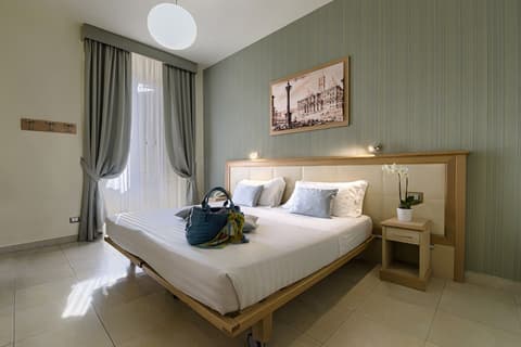 Domus Australia, Room