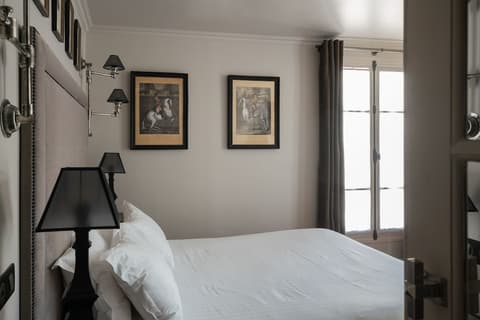 Hotel Saint-Louis en L'Isle - Notre-Dame, Room