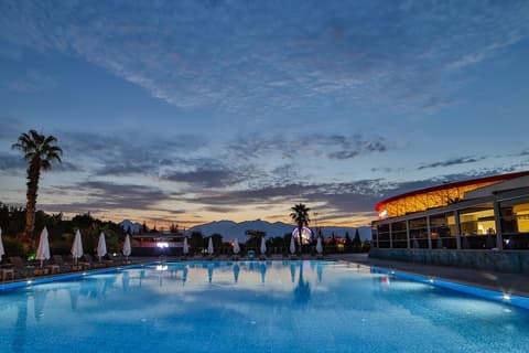 Nashira City Resort, Pool