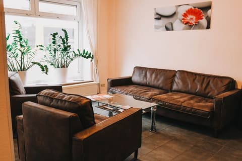 Pension Odin, Reception