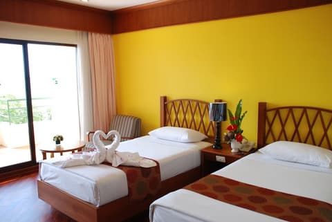 Garden Sea View Resort, Room