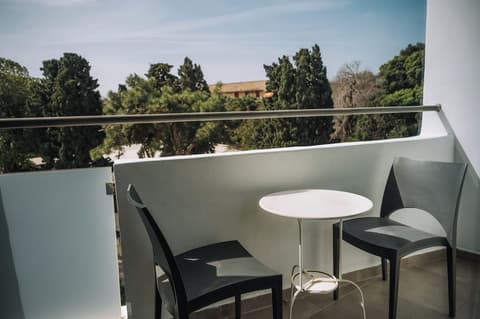 Amphitryon City Hotel, Room