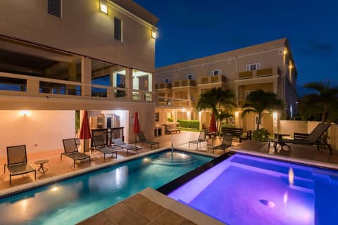 La Vue Boutique Inn, Terrace/patio