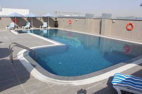 Al Diar Sawa Hotel Apartments, Outdoor pool