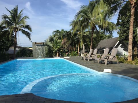 A Little Villa, Outdoor pool