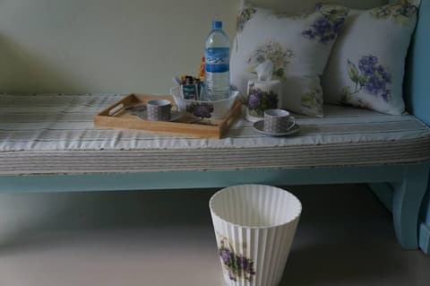 A Little Villa, Room