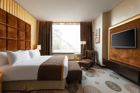 Crowne Plaza Riyadh RDC Hotel & Convention by IHG, Room