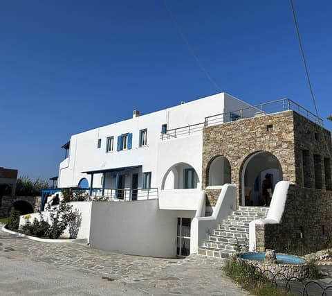 Agia Anna Hotel, Front of property