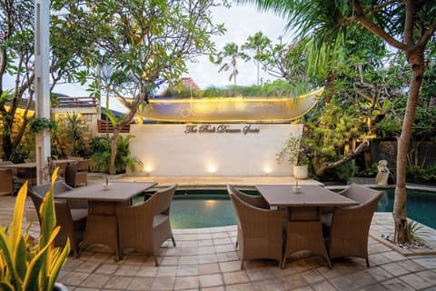 The Bali Dream Suite Villa Seminyak, Restaurant