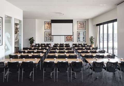 The Larwill Studio Melbourne - Art Series, Meeting facility