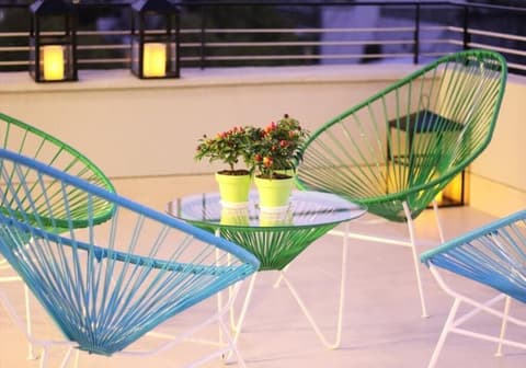 Bulnes Eco Suites, Property grounds