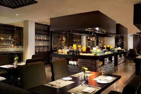 Bali Nusa Dua Hotel, Restaurant