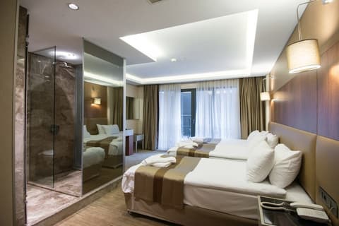 GK Regency Suites, 