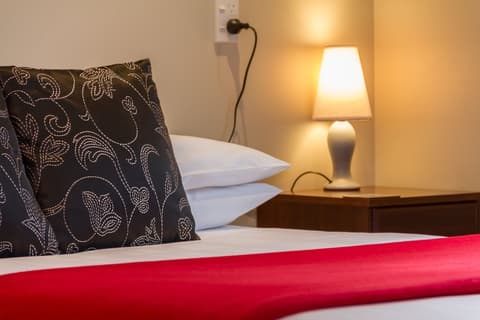 Albert Court Motor Lodge, Room