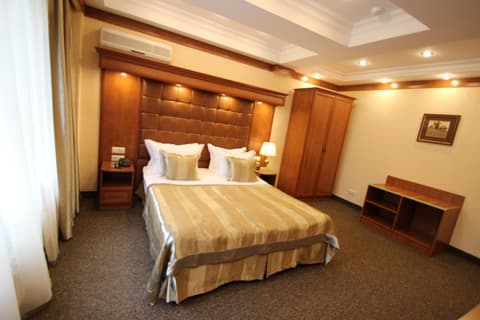Uyut Hotel, Room