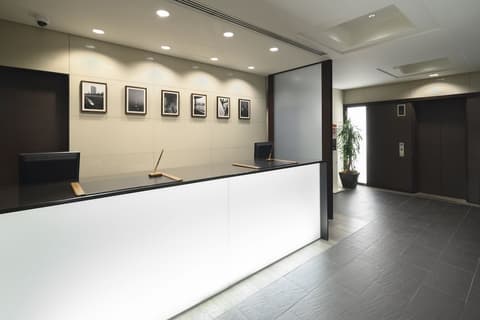 Hotel MyStays Hamamatsucho, Interior entrance