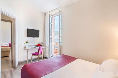 Best Western Hotel Du Roy D'aragon, Room