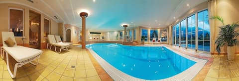 Alpenhotel Stefanie, Indoor pool