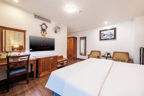 A25 Hotel - 19 Phan Dinh Phung, Room