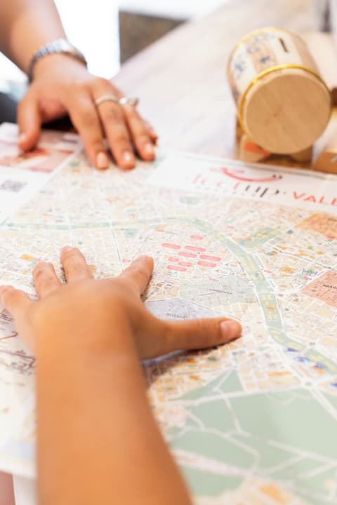 Home Youth Hostel, Reception