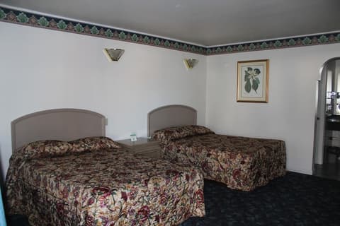 Best Whittier Inn, Room